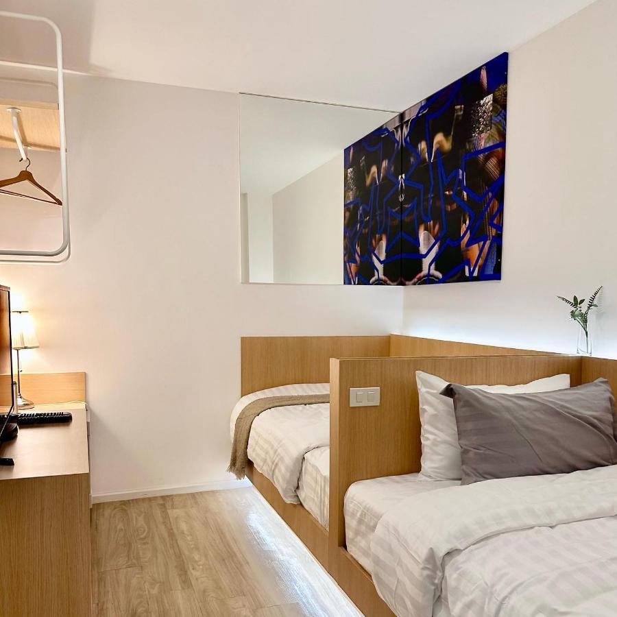 E11 Hotel - Bts Punnawithi 방콕 외부 사진